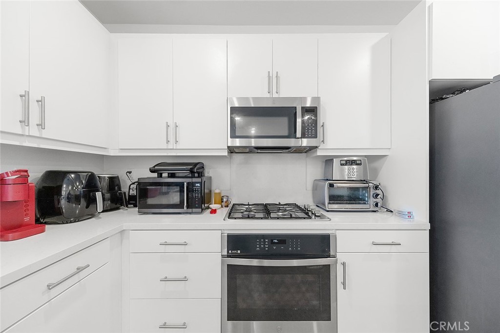 16584 Poppy Seed Lane Property Photo 7