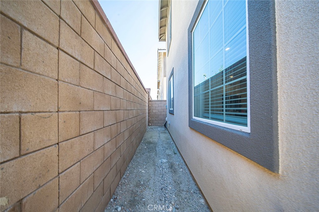 16584 Poppy Seed Lane Property Photo 33