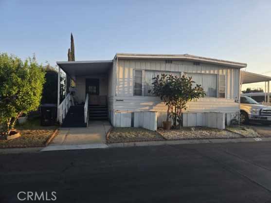 2744 W Rialto Avenue 42 Property Photo 2