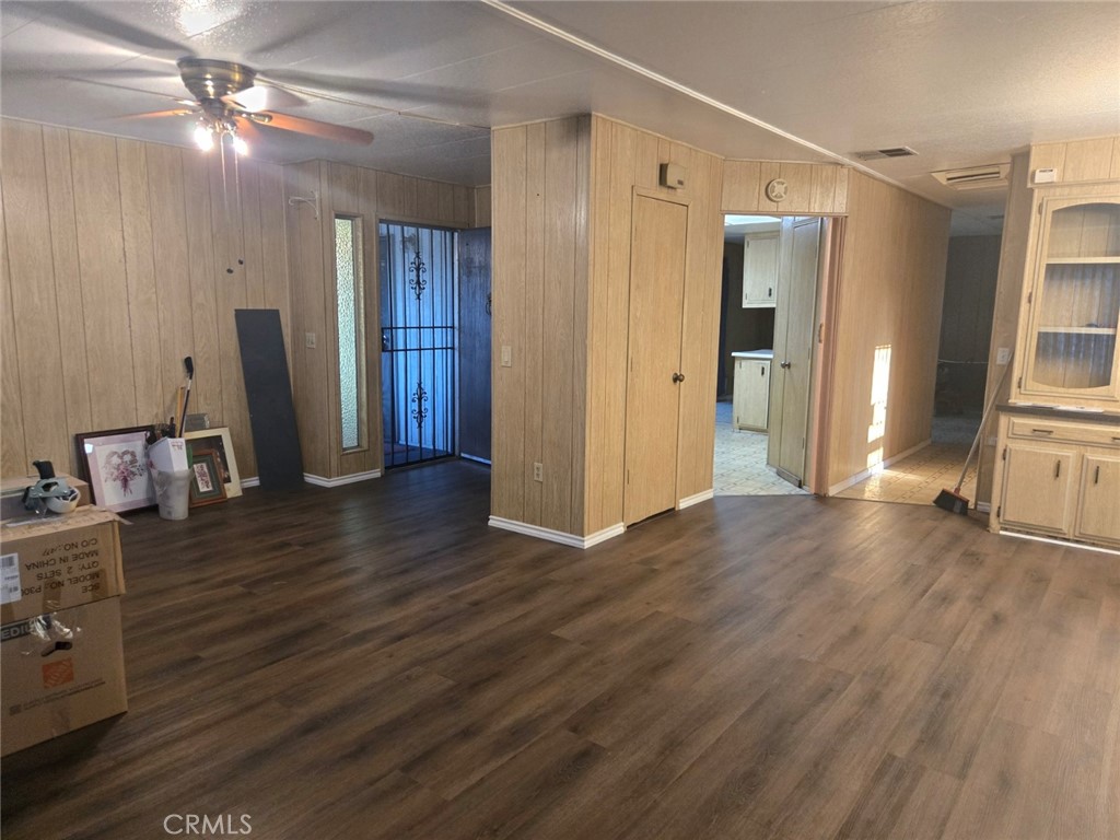 2744 W Rialto Avenue 42 Property Photo 6