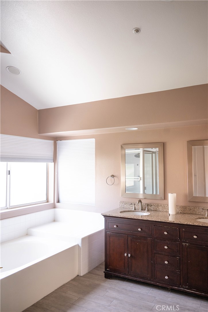 29740 Southwood Lane Property Photo 39