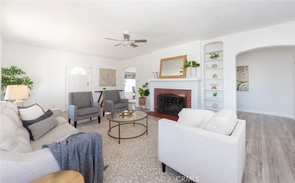 1949 Lancewood Avenue Property Photo 4