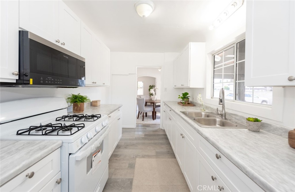 1949 Lancewood Avenue Property Photo 18