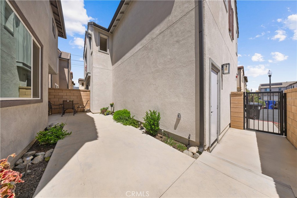 16040 Jaime Ln#7 Property Photo 16