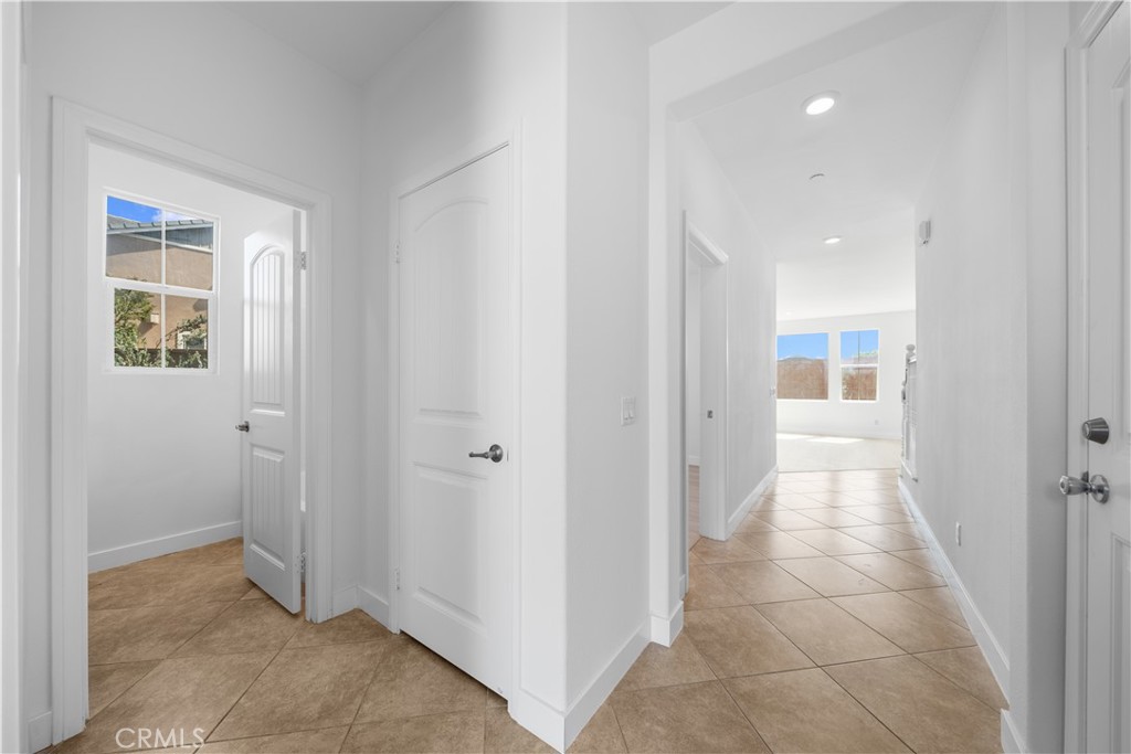 13296 Joliet Drive Property Photo 3