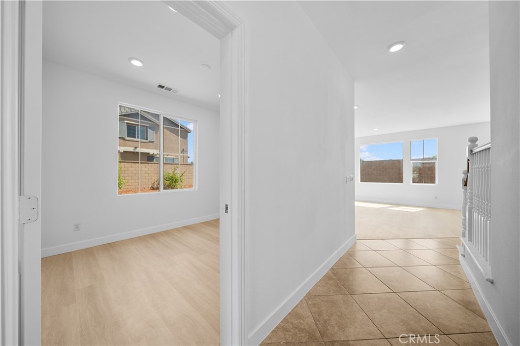 13296 Joliet Drive Property Photo 6