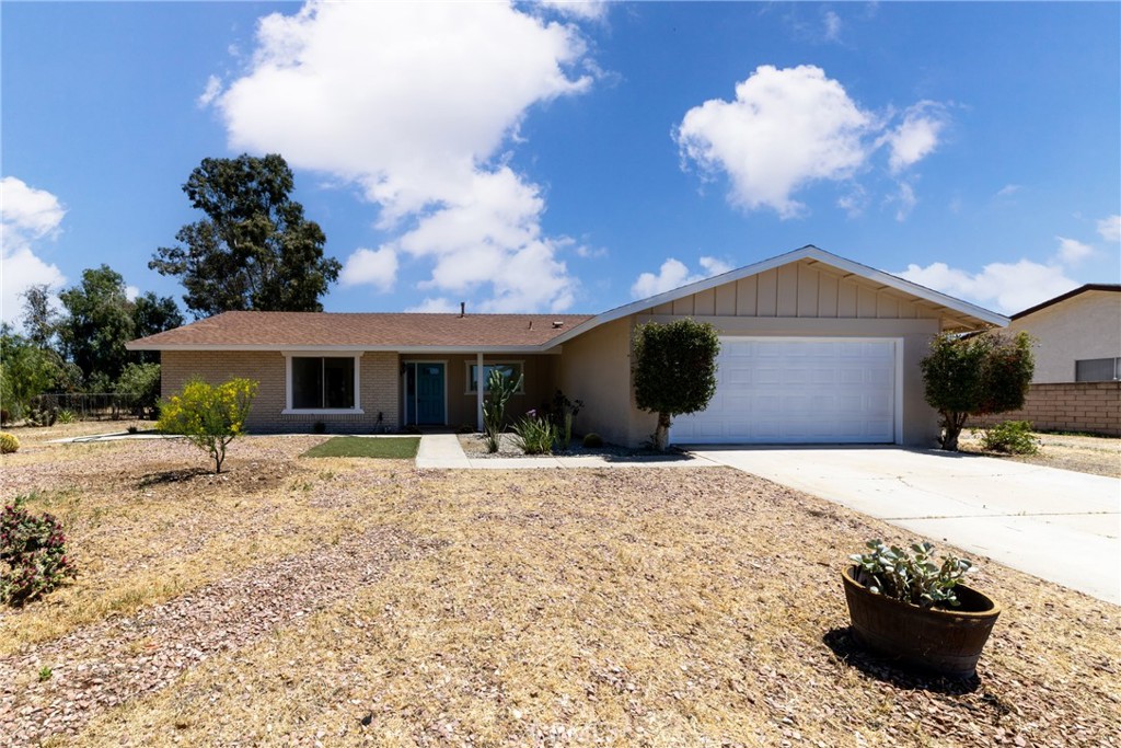 4850 Eclipse Avenue Property Photo 1