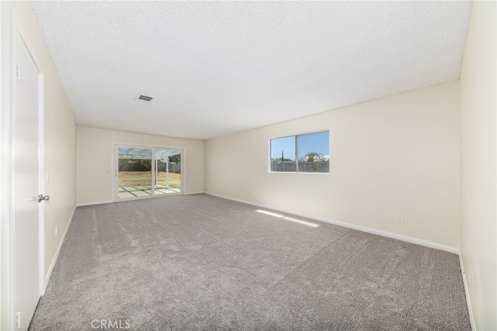 4850 Eclipse Avenue Property Photo 13
