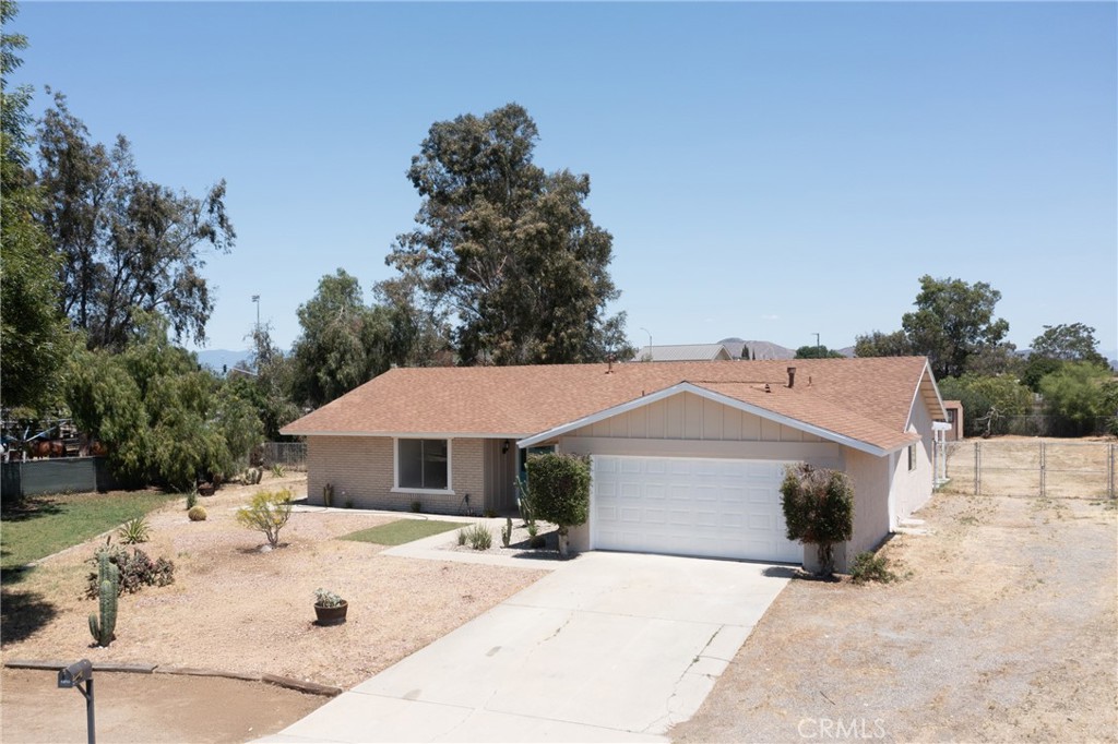 4850 Eclipse Avenue Property Photo 30
