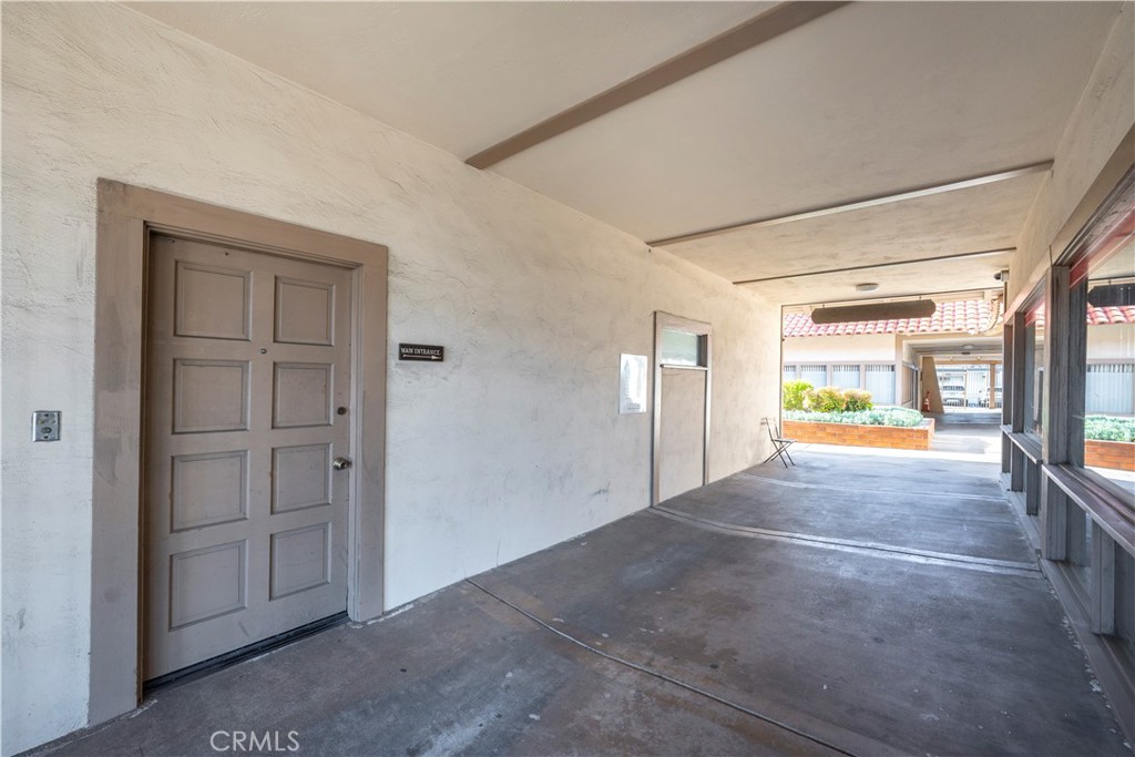 515 S Beach Boulevard Property Photo 4