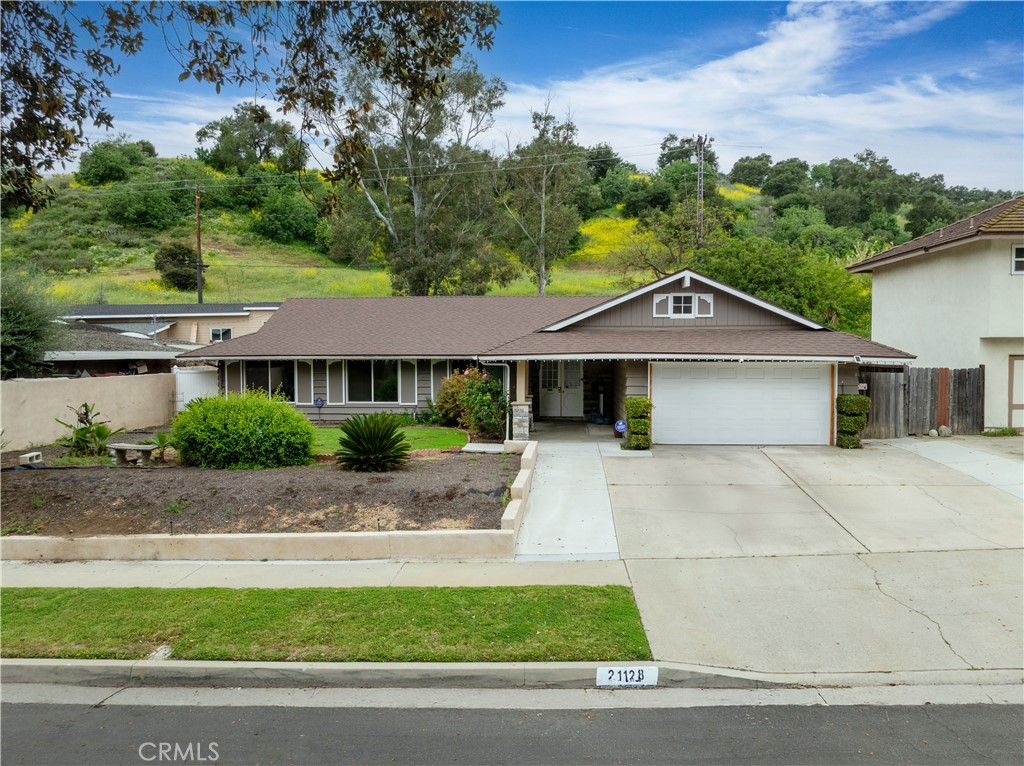 21128 Trigger Lane Property Photo 1