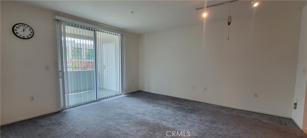 267 S San Pedro Street Property Photo 3