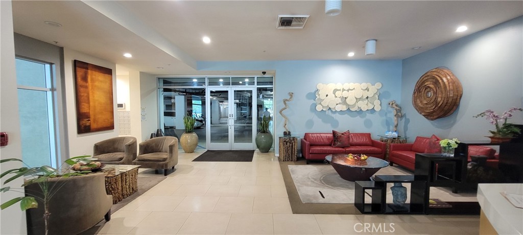 267 S San Pedro Street Property Photo 10