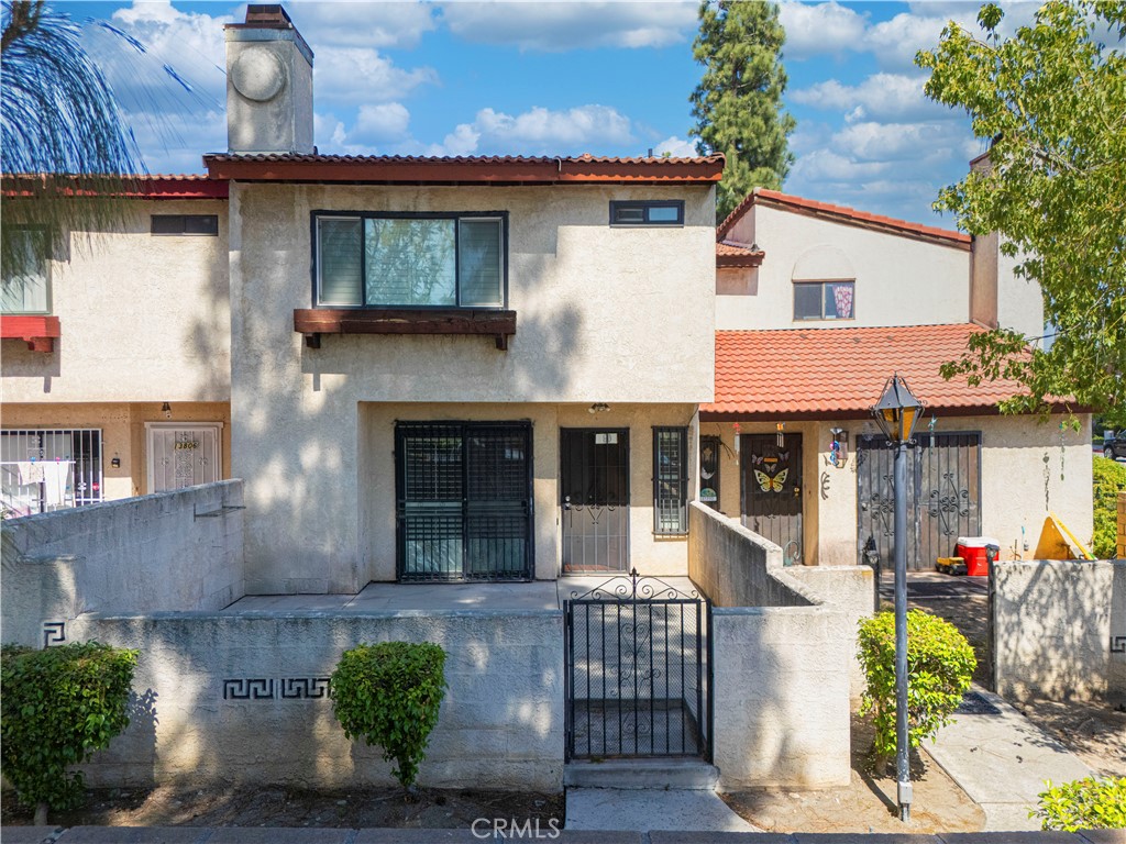 13808 Ramona Property Photo 1