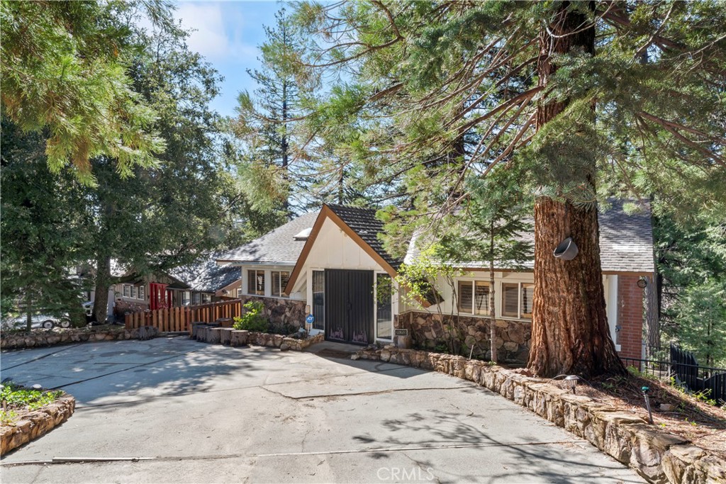 26253 Sky Ridge Drive Property Photo 1