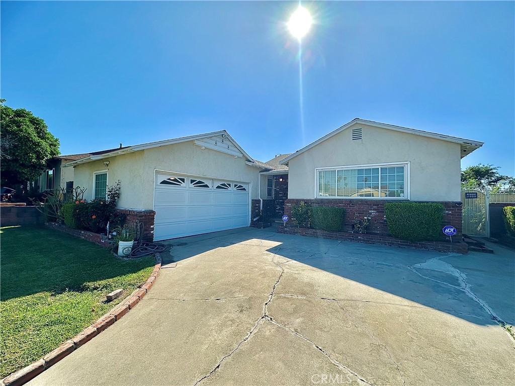 1527 Lancewood Avenue Property Photo