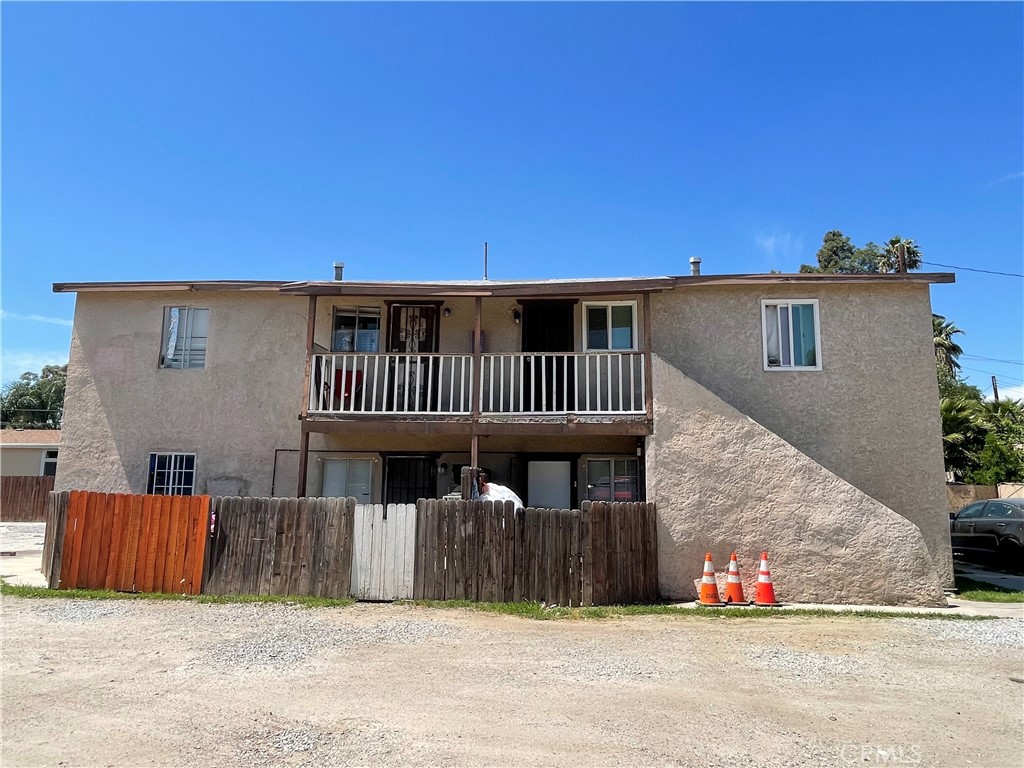 746 736 W 8th Street Property Photo 18