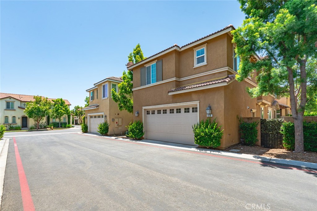 8550 Cava Drive Property Photo 8