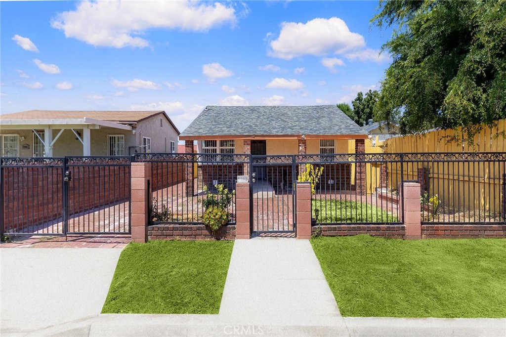 4752 Fairway Boulevard Property Photo 1