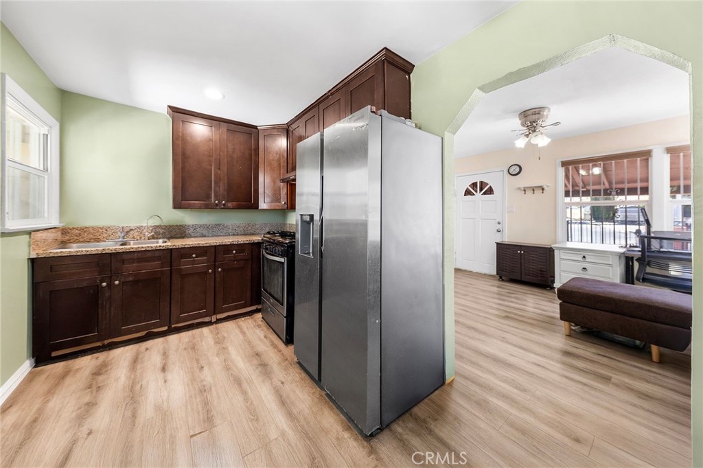 4752 Fairway Boulevard Property Photo 9