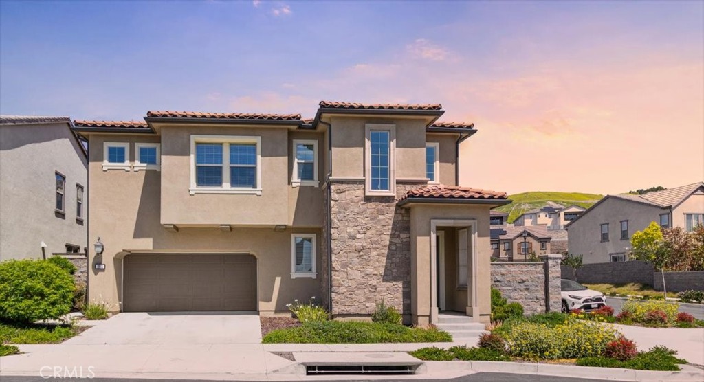 1901 Aliso Canyon Drive Property Photo 1