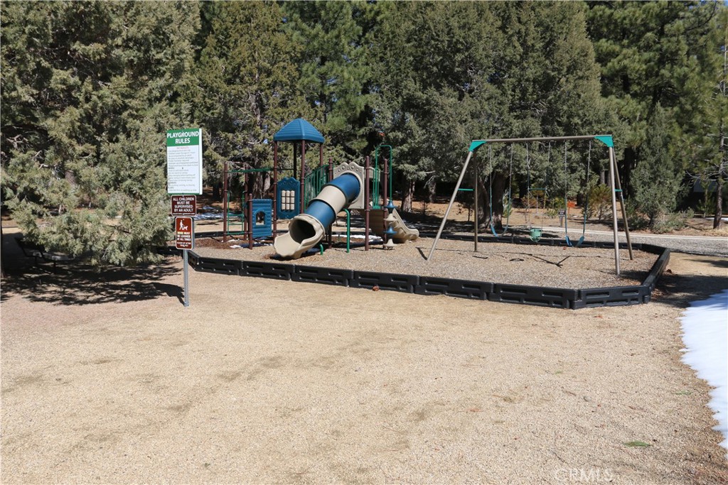 275 Meadow Circle N Property Photo 12
