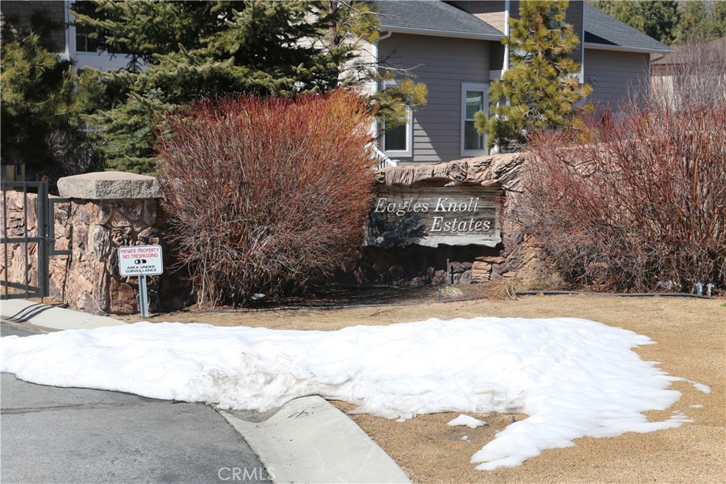 275 Meadow Circle N Property Photo 16