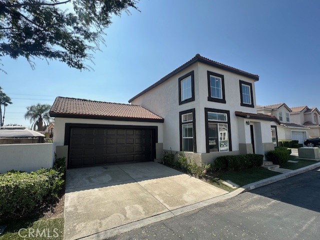 212 Oakview Drive Property Photo 1