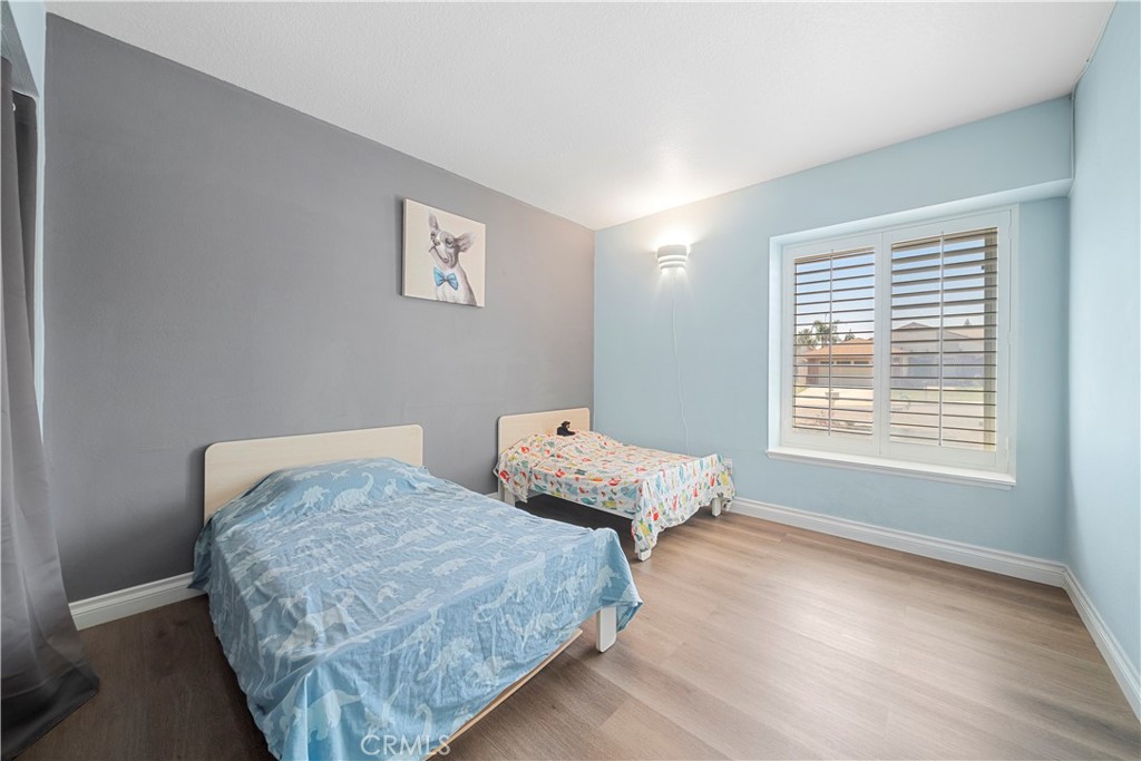 6597 Kinlock Avenue Property Photo 18