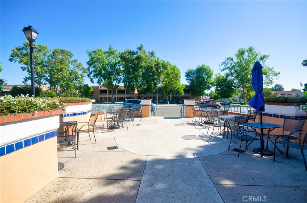 2145 Foothill Boulevard C Property Photo 5