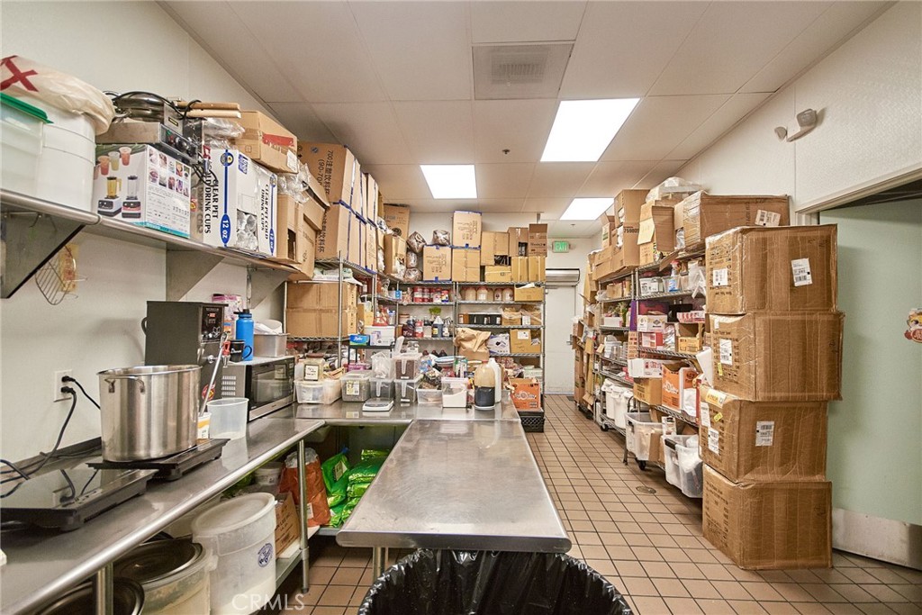 2145 Foothill Boulevard C Property Photo 8