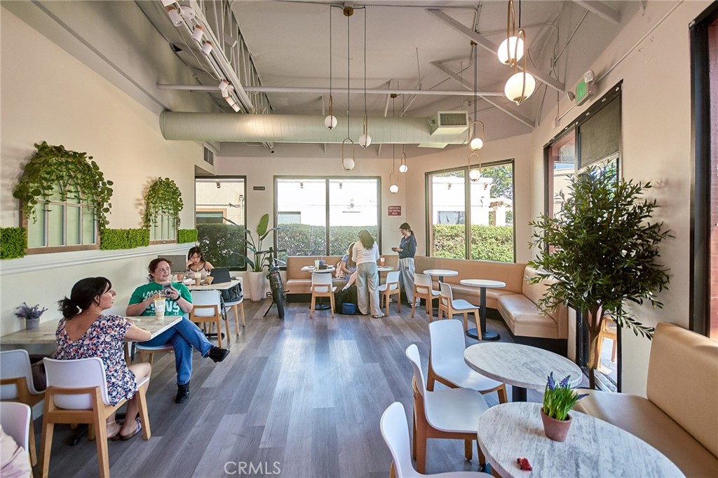 2145 Foothill Boulevard C Property Photo 19