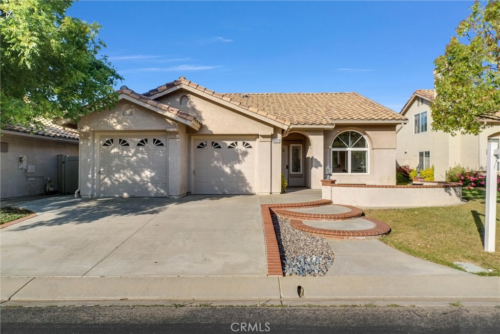 1548 Crystal Downs Street Property Photo 1