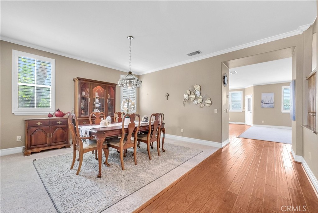 14037 Hollywood Ave Property Photo 6