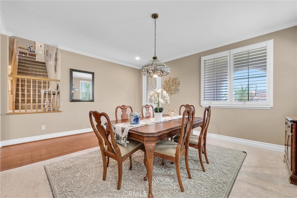 14037 Hollywood Ave Property Photo 7