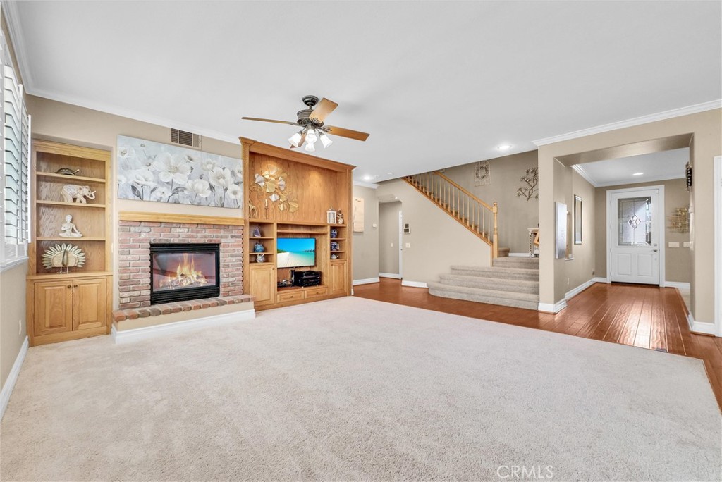 14037 Hollywood Ave Property Photo 10