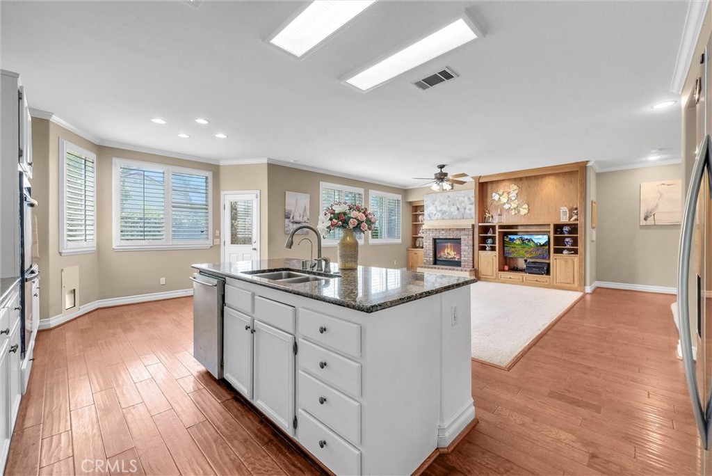 14037 Hollywood Ave Property Photo 16