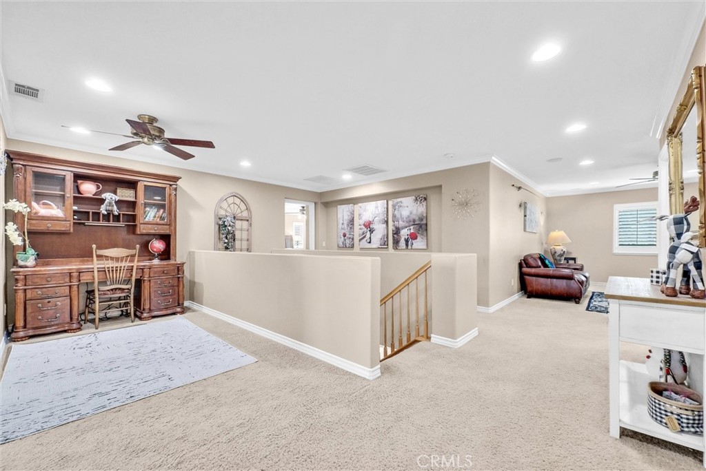 14037 Hollywood Ave Property Photo 25