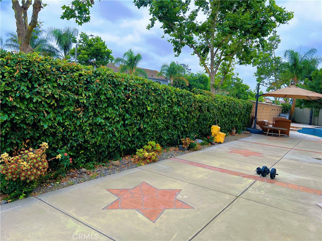 14037 Hollywood Ave Property Photo 44