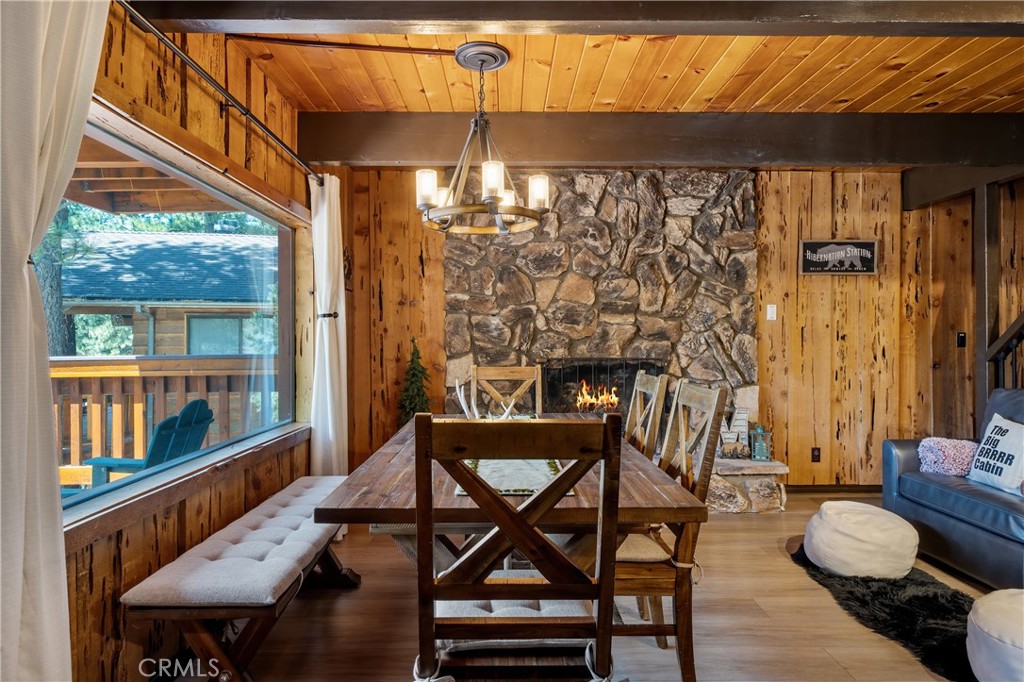 865 Bear Mountain Property Photo 6