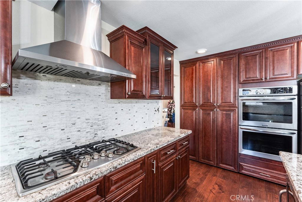 3372 Buckingham Road Property Photo 26