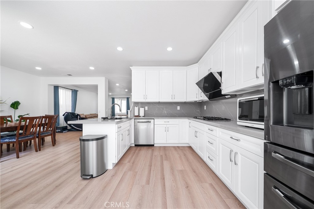 7358 Freedom Place Property Photo 10