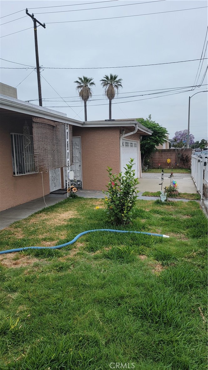 5958 Alamo Ave Property Photo 3