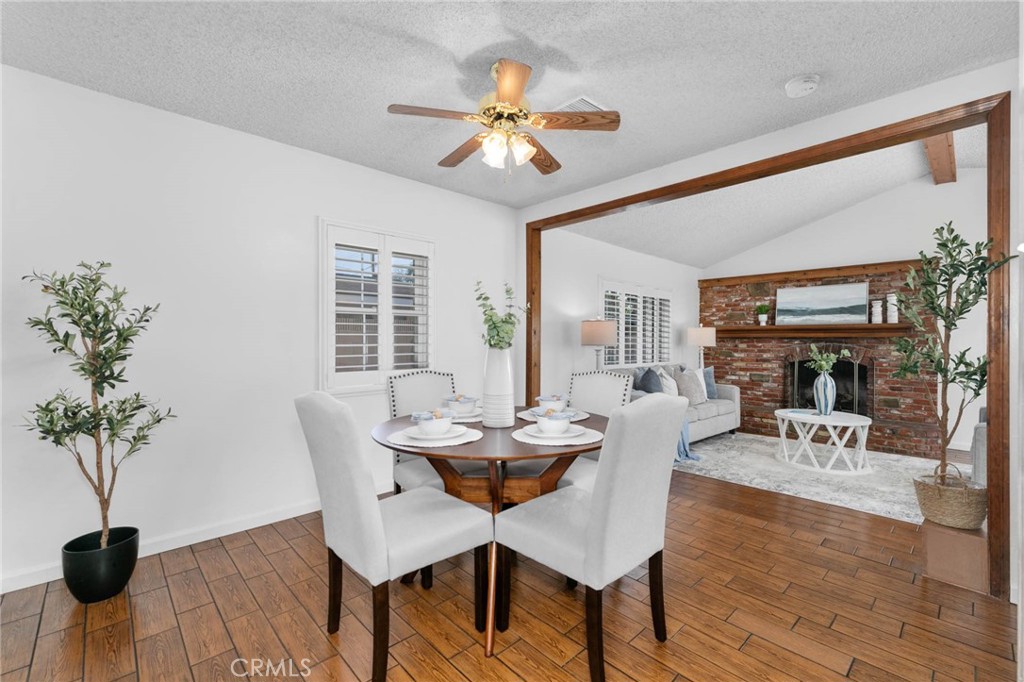 1157 N Fairvalley Avenue Property Photo 8