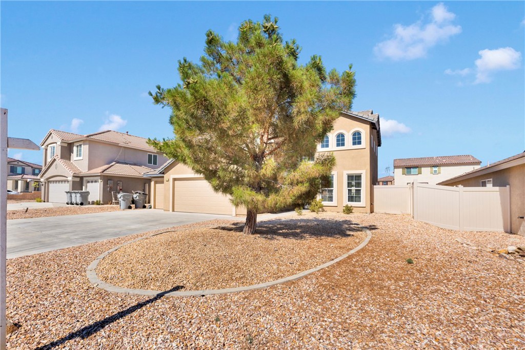 8846 Tamarisk Avenue Property Photo 2