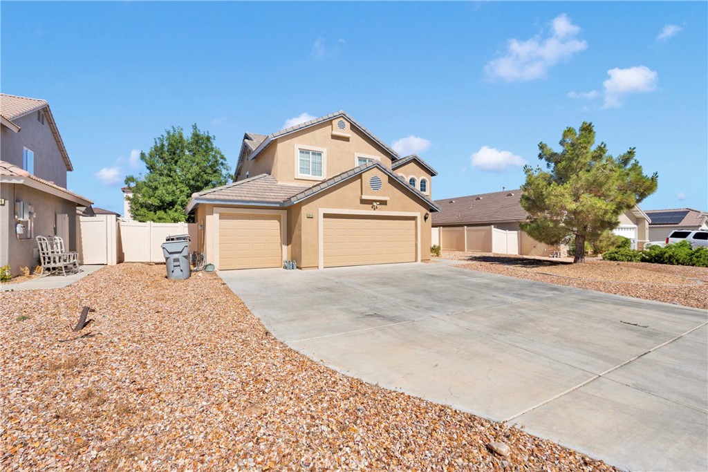 8846 Tamarisk Avenue Property Photo 3