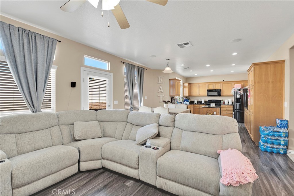 8846 Tamarisk Avenue Property Photo 19