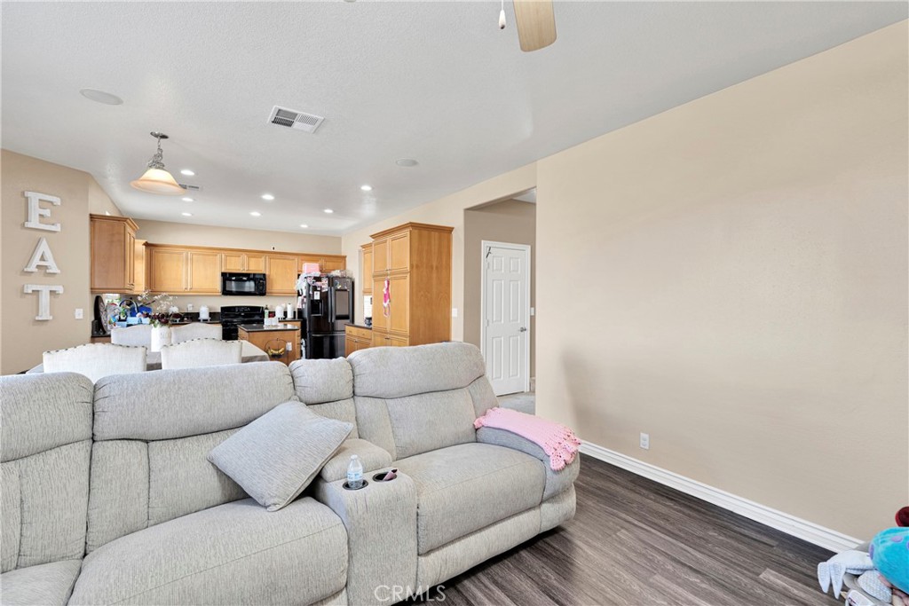8846 Tamarisk Avenue Property Photo 20