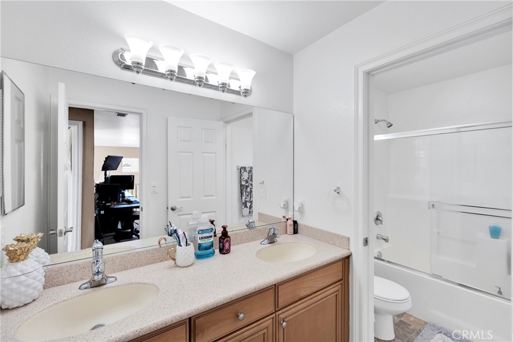 8846 Tamarisk Avenue Property Photo 30