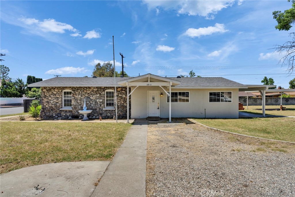 6910 Carnelian Street Property Photo 2